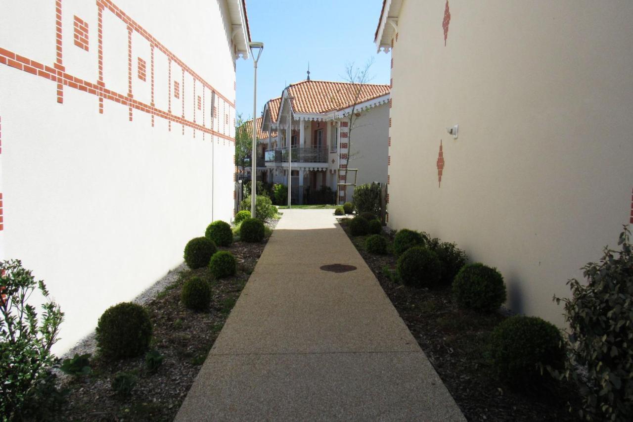 Appartement 42M² - 1 Chambre 2 Personnes A Pornic Exterior photo